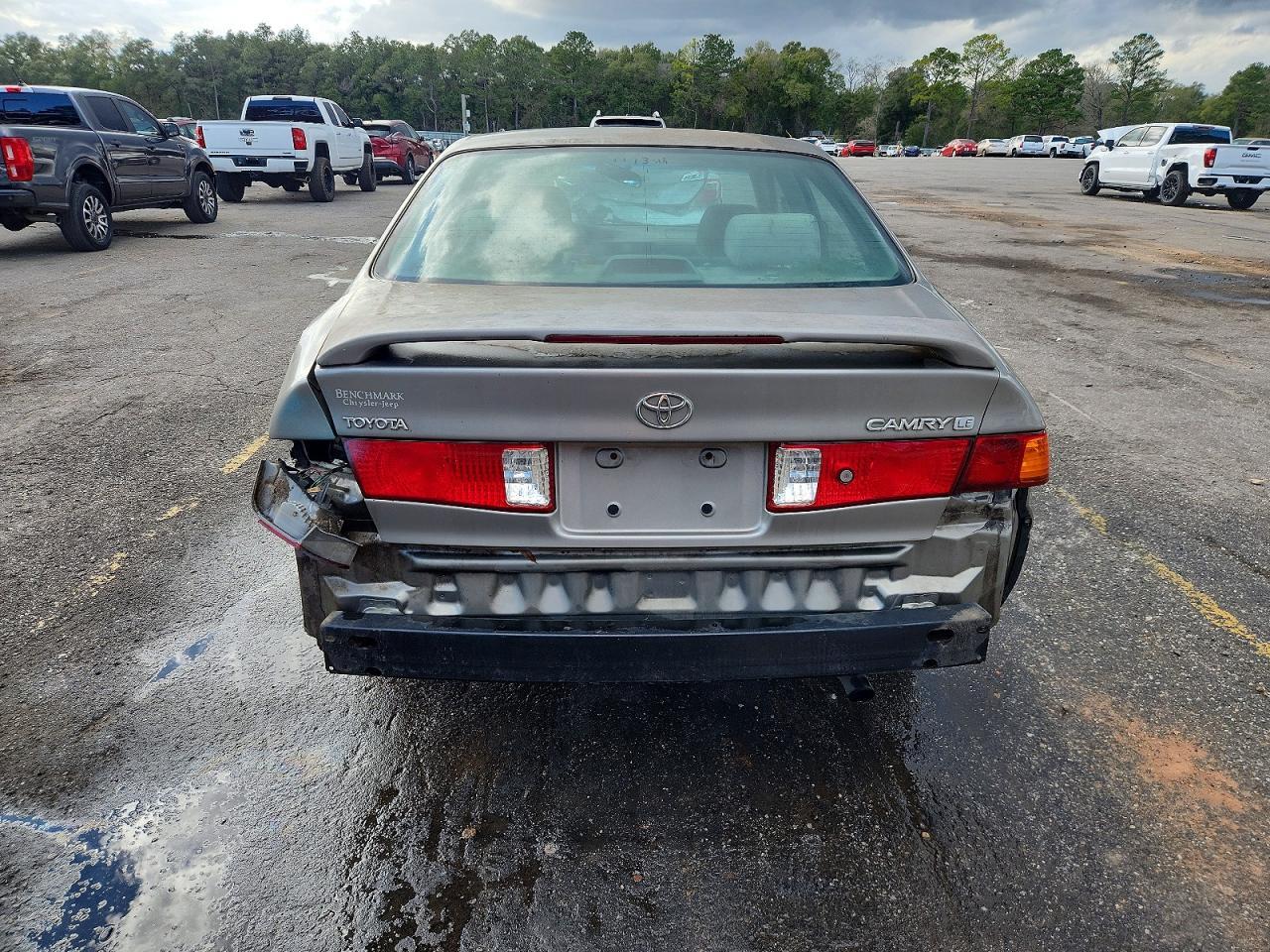 2000 Toyota Camry Le - Image 6