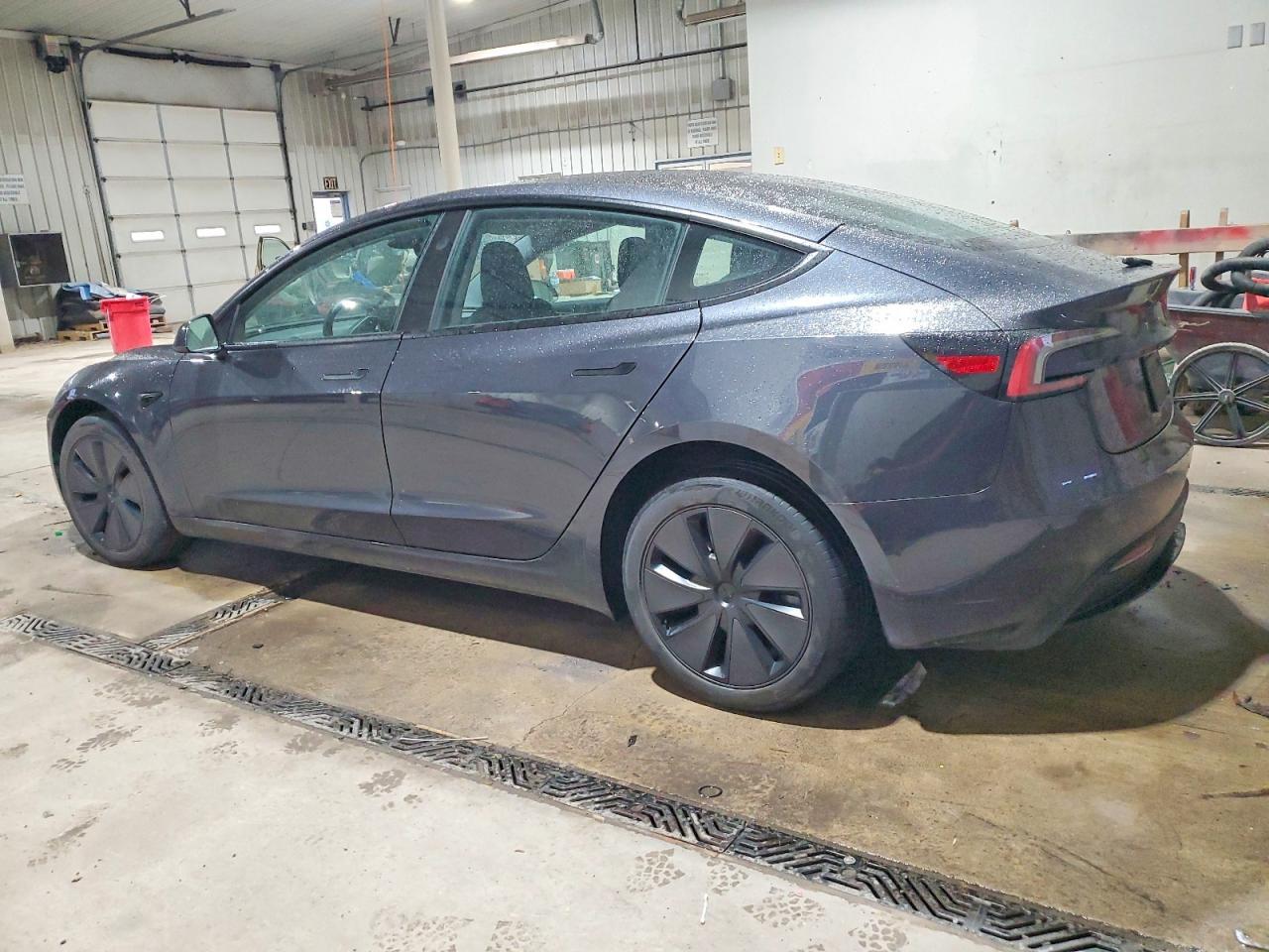 2024 Tesla Model 3 - Image 2