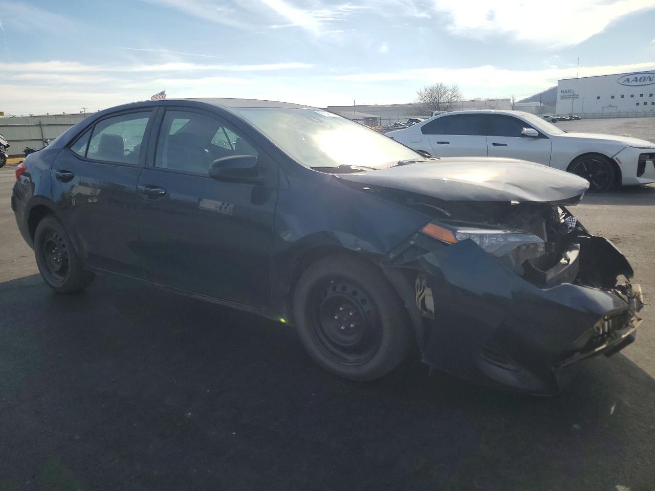 2017 Toyota Corolla L - Фото 4