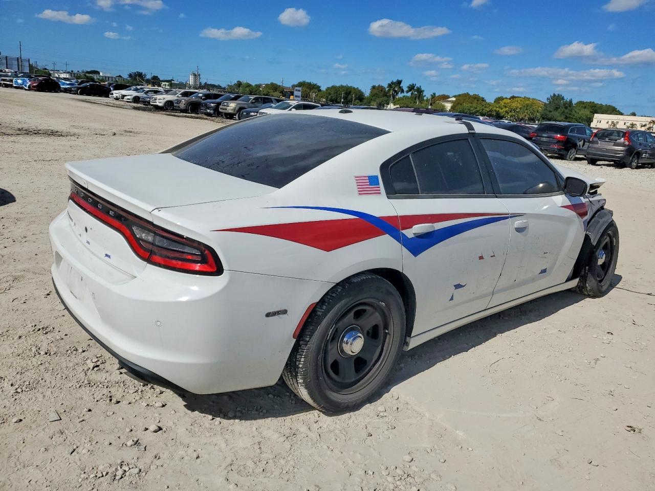 2021 Dodge Charger Police - Фото 3