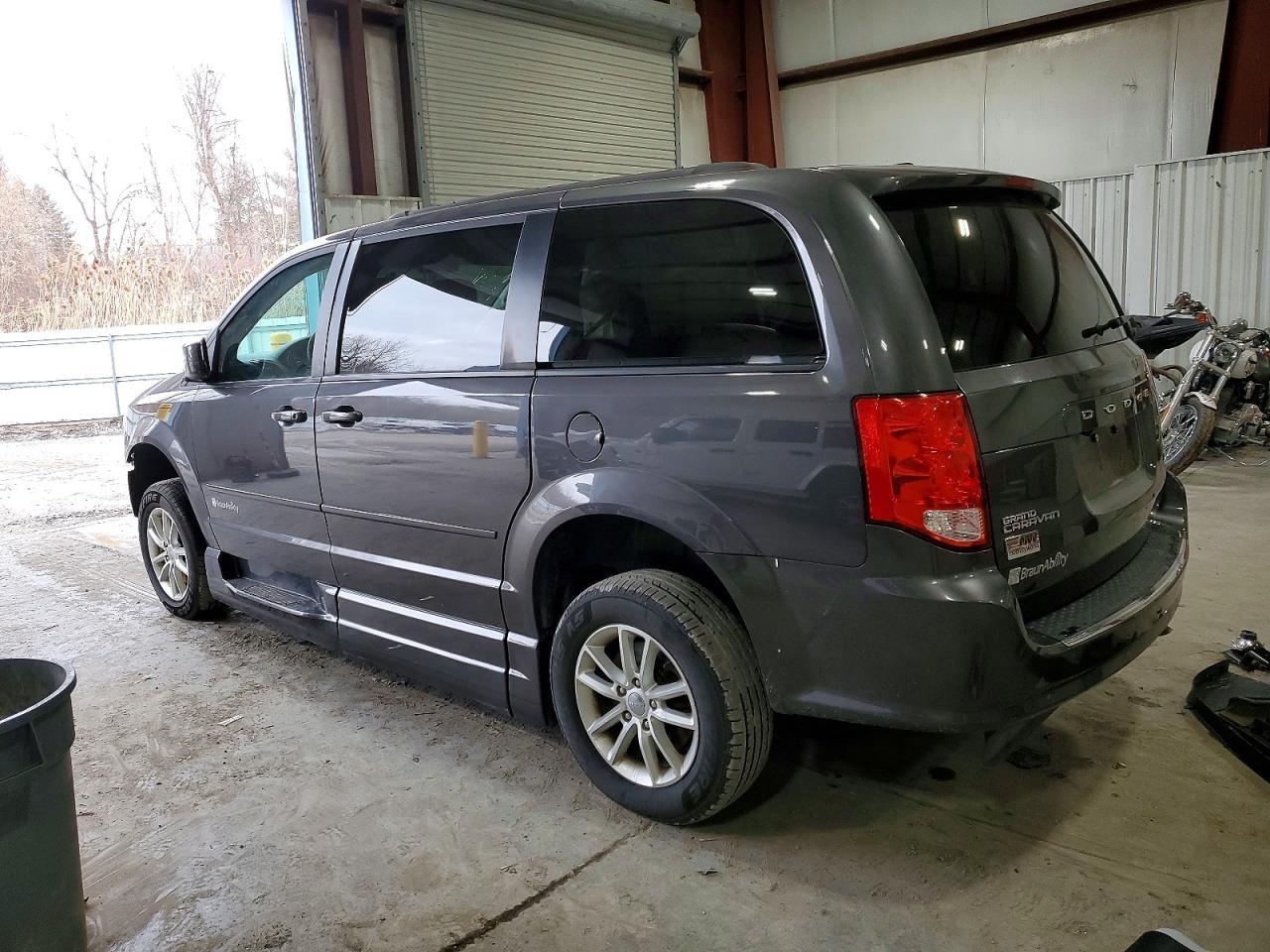 2015 Dodge Grand Caravan Sxt - Фото 2