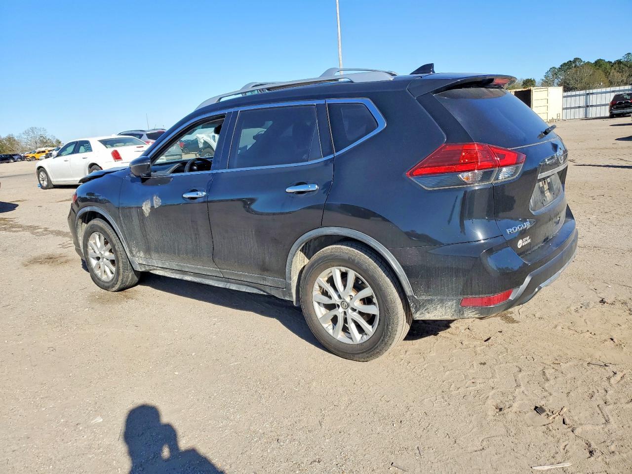 2017 Nissan Rogue S - Фото 2