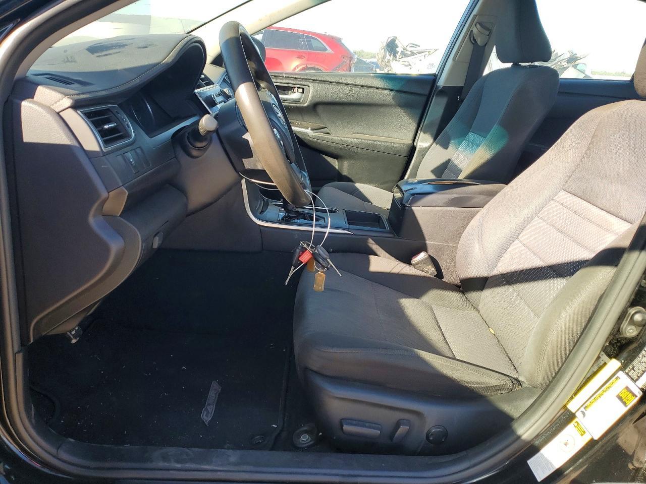 2017 Toyota Camry Le - Фото 7