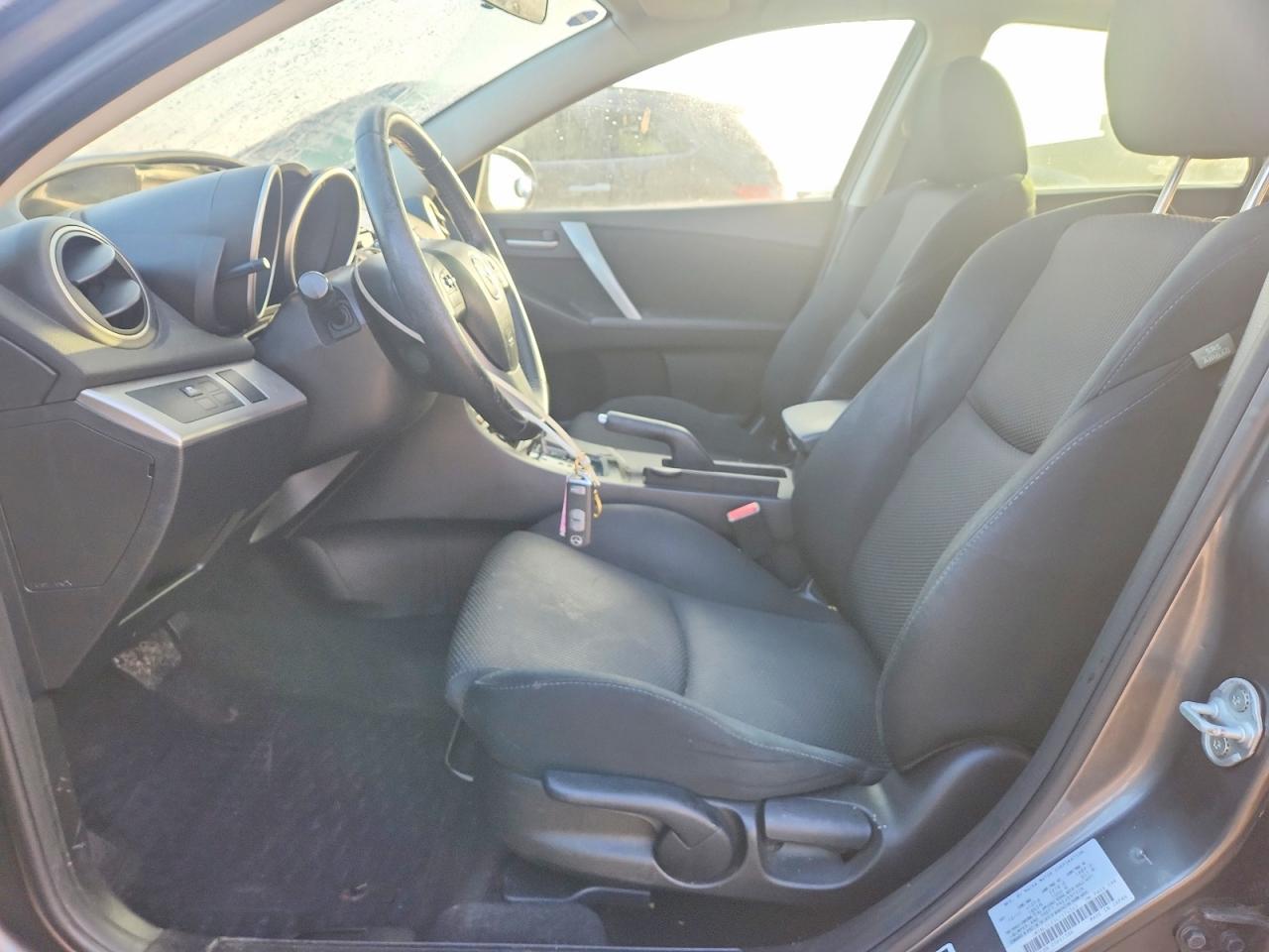 2012 Mazda 3 S - Image 7