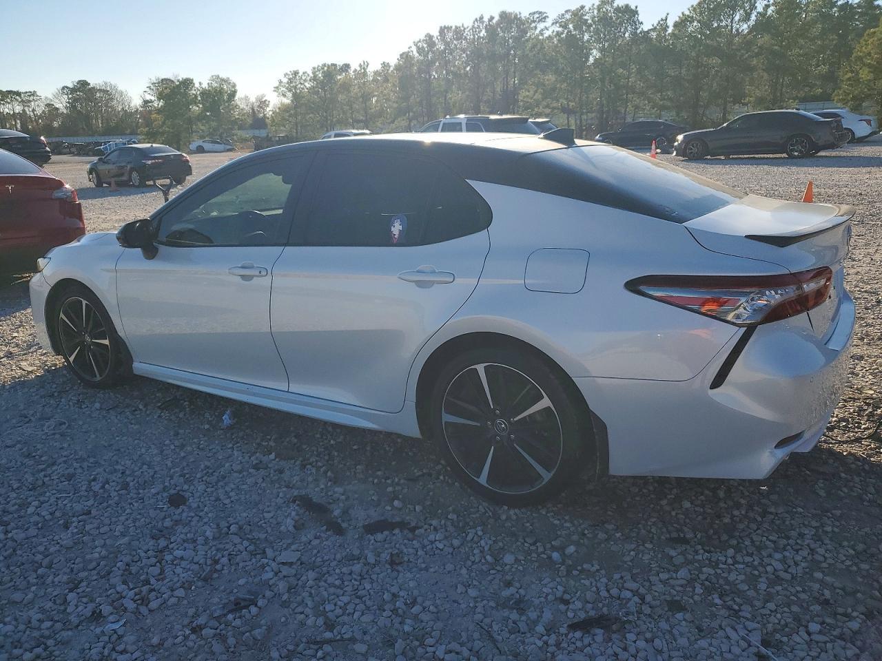 2018 Toyota Camry Xse - Фото 2