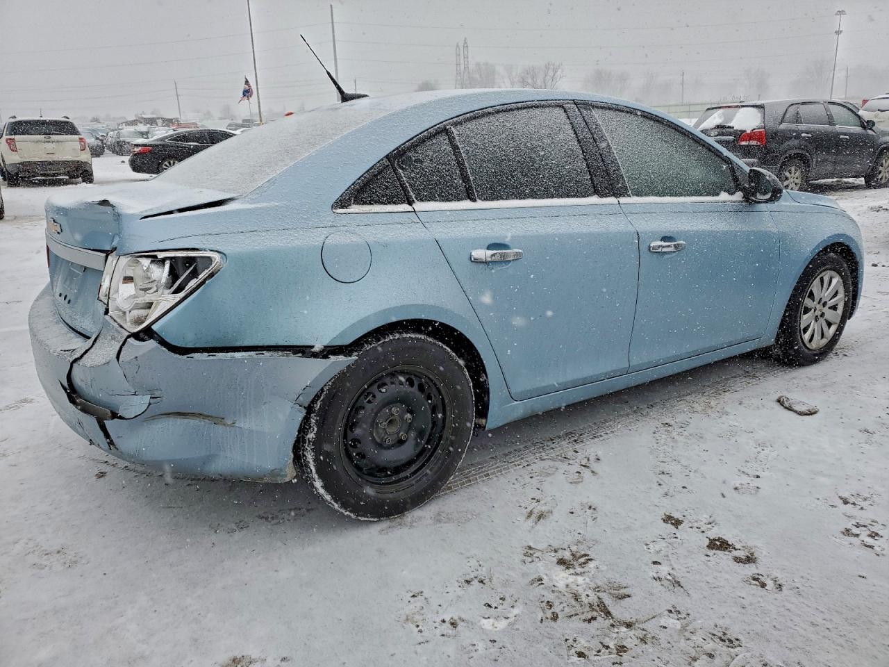 2011 Chevrolet Cruze Ls - Image 3