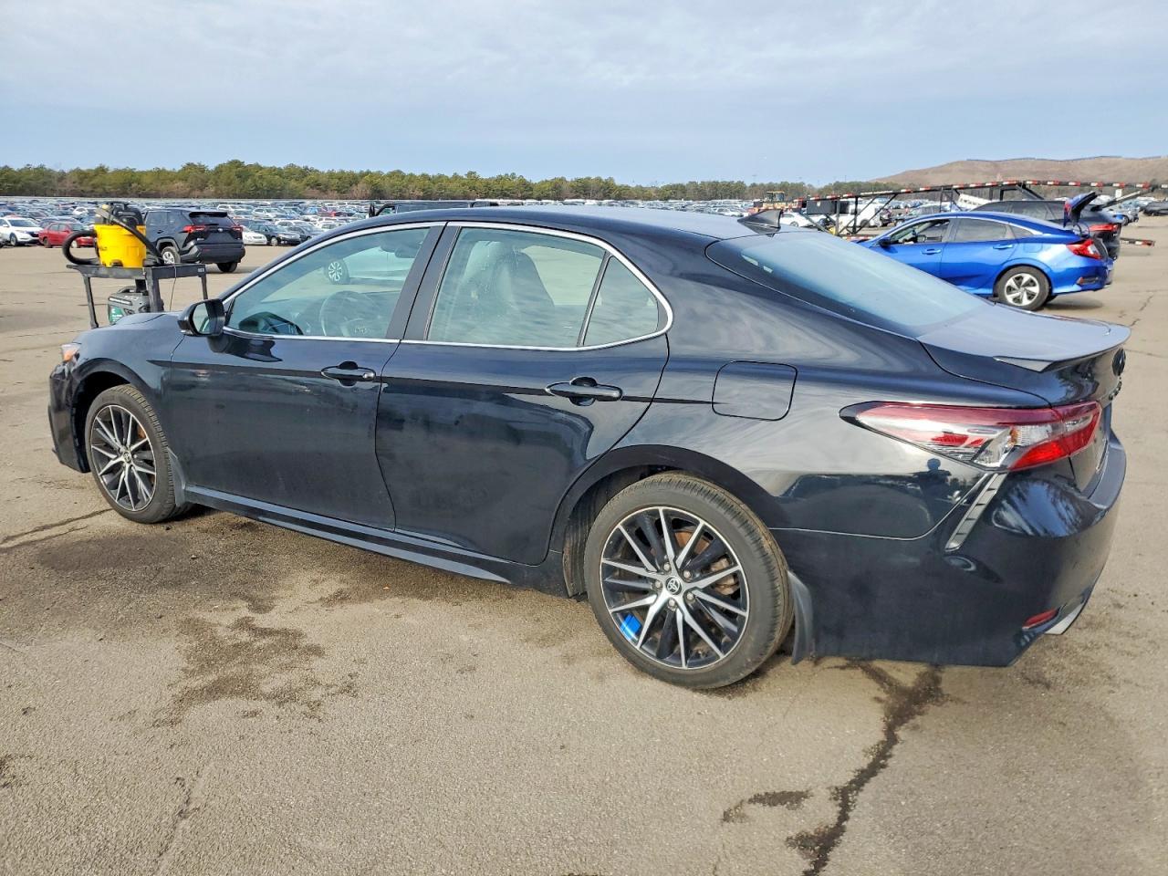 2023 Toyota Camry Se Night Shade - Фото 2
