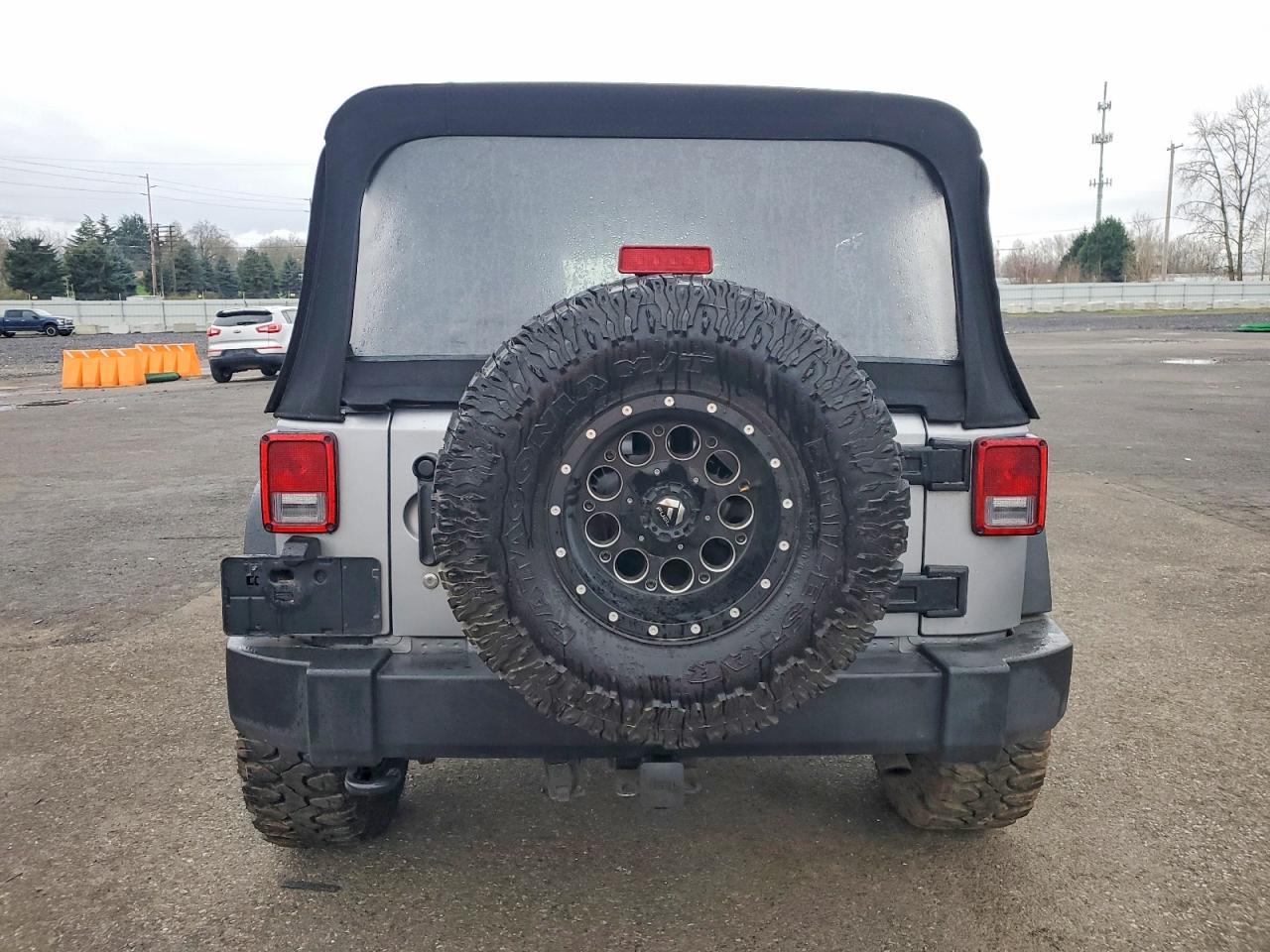2013 Jeep Wrangler Unlimited Sport - Фото 6