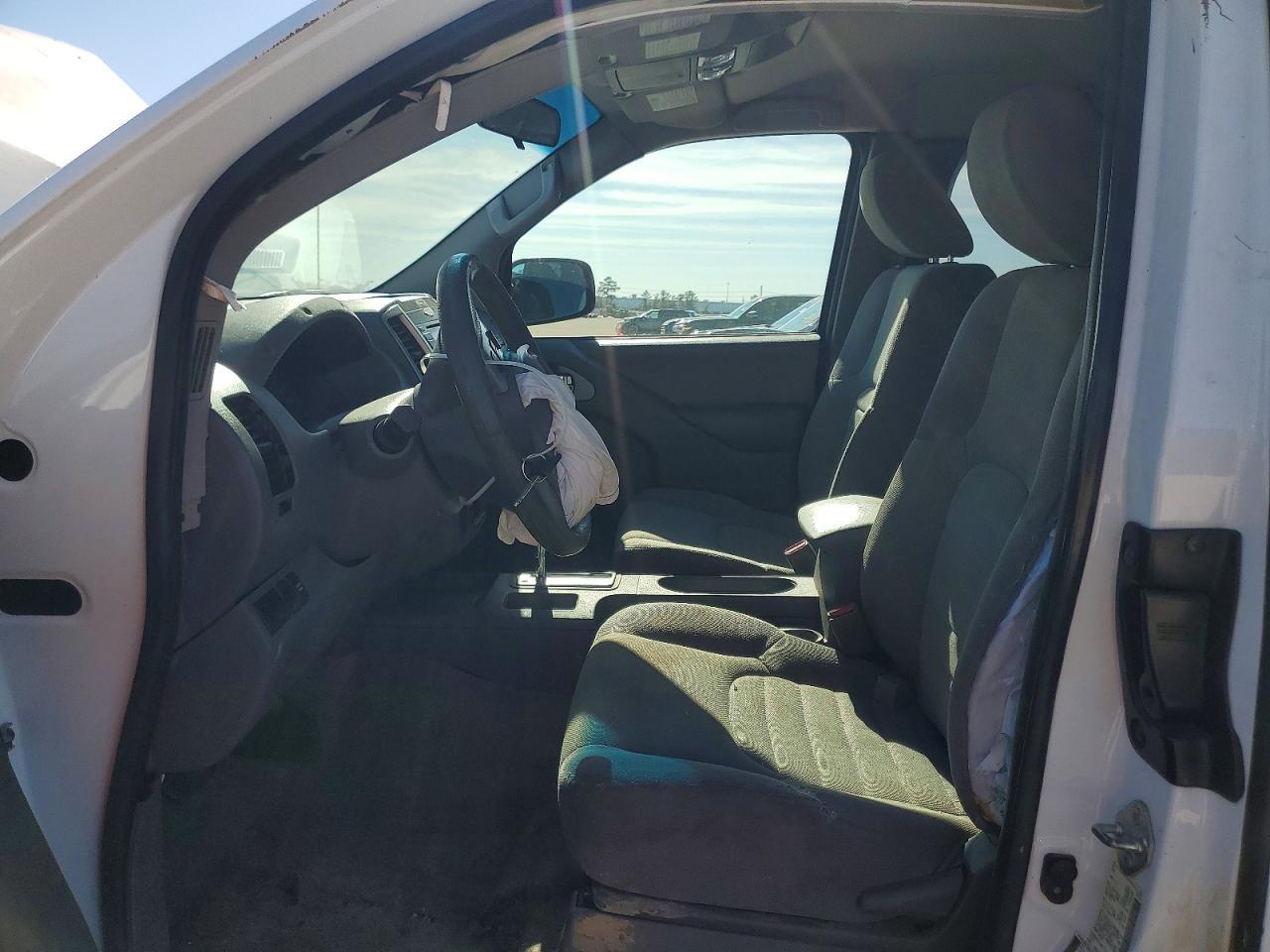 2017 Nissan Frontier S - Фото 7