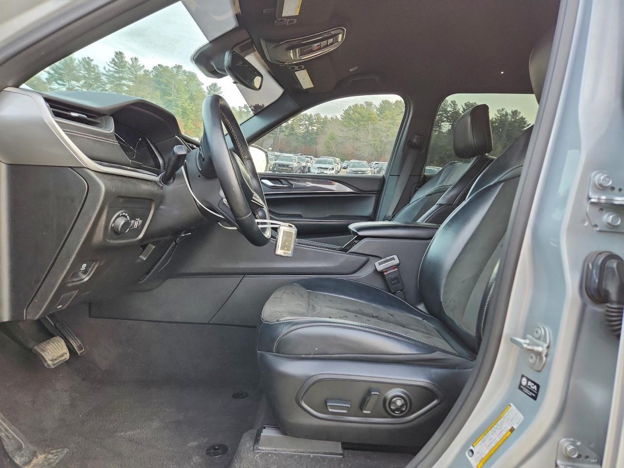 2021 Jeep Grand Cherokee L Laredo - Фото 7