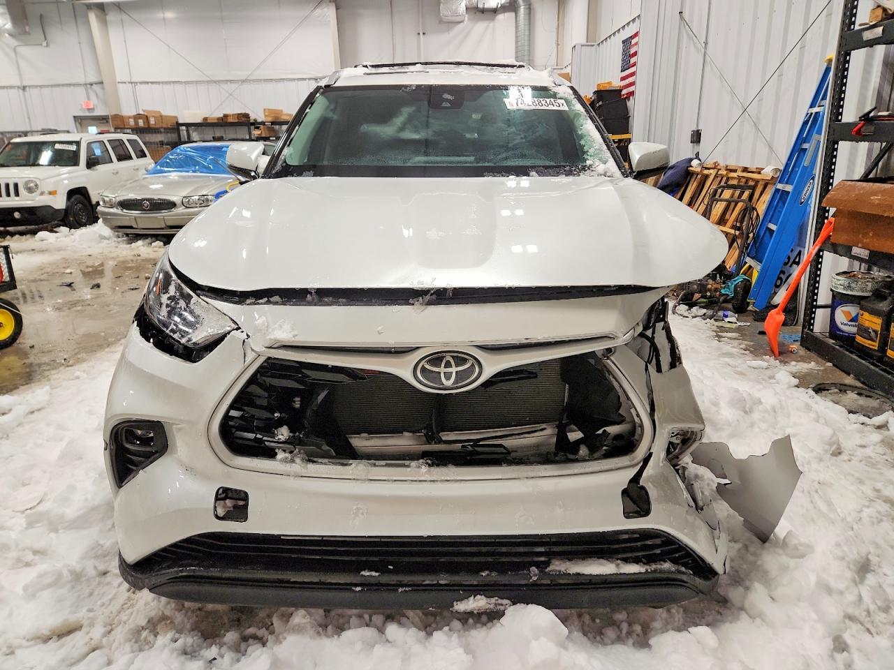 2022 Toyota Highlander Xle - Фото 5
