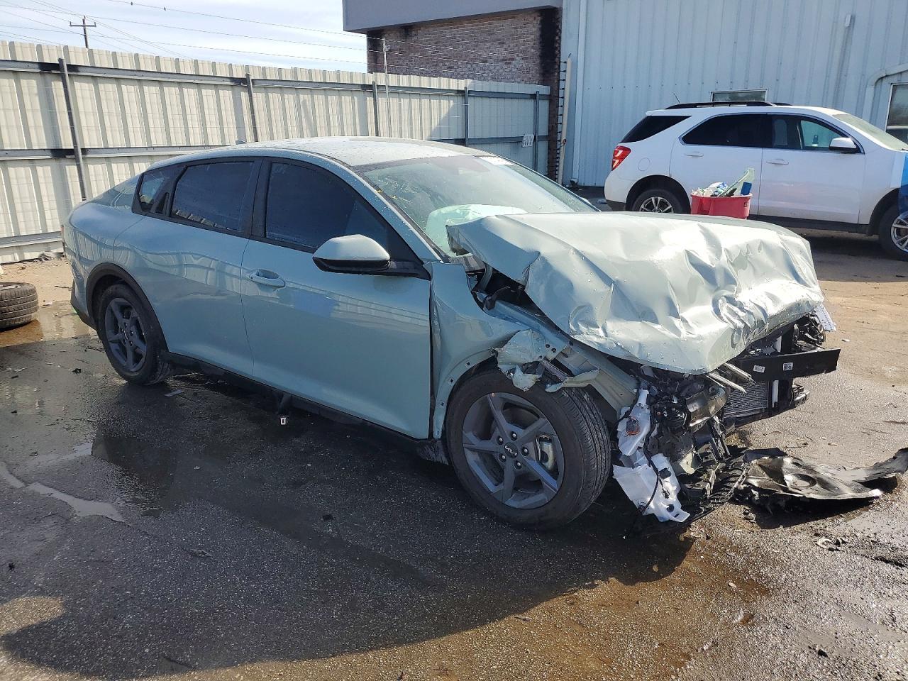 2025 Kia K4 Lxs - Фото 4