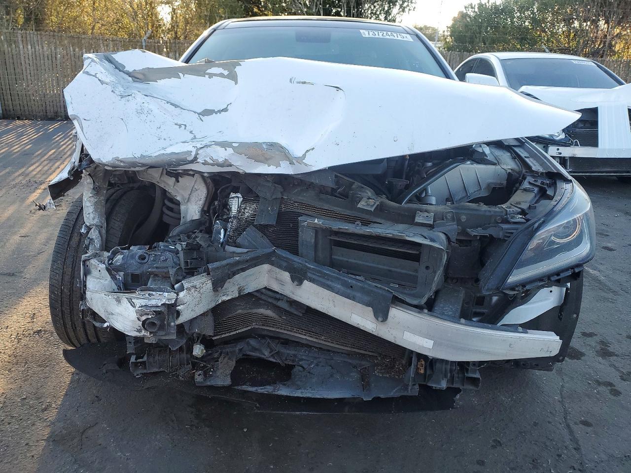 2015 Hyundai Genesis 3.8L - Фото 5