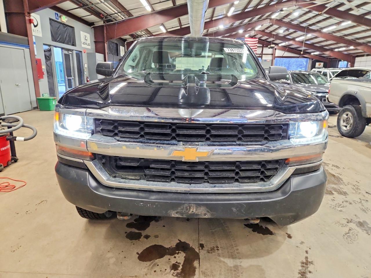 2017 Chevrolet Silverado K1500 - Image 5