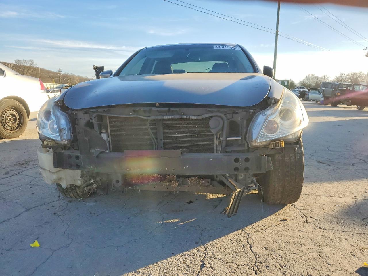 2010 Infiniti G37 - Image 5