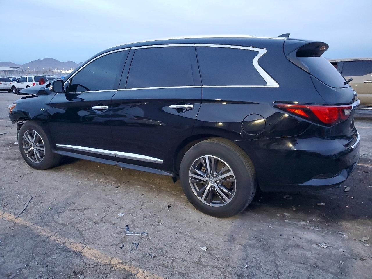 2019 Infiniti Qx60 Luxe - Фото 2