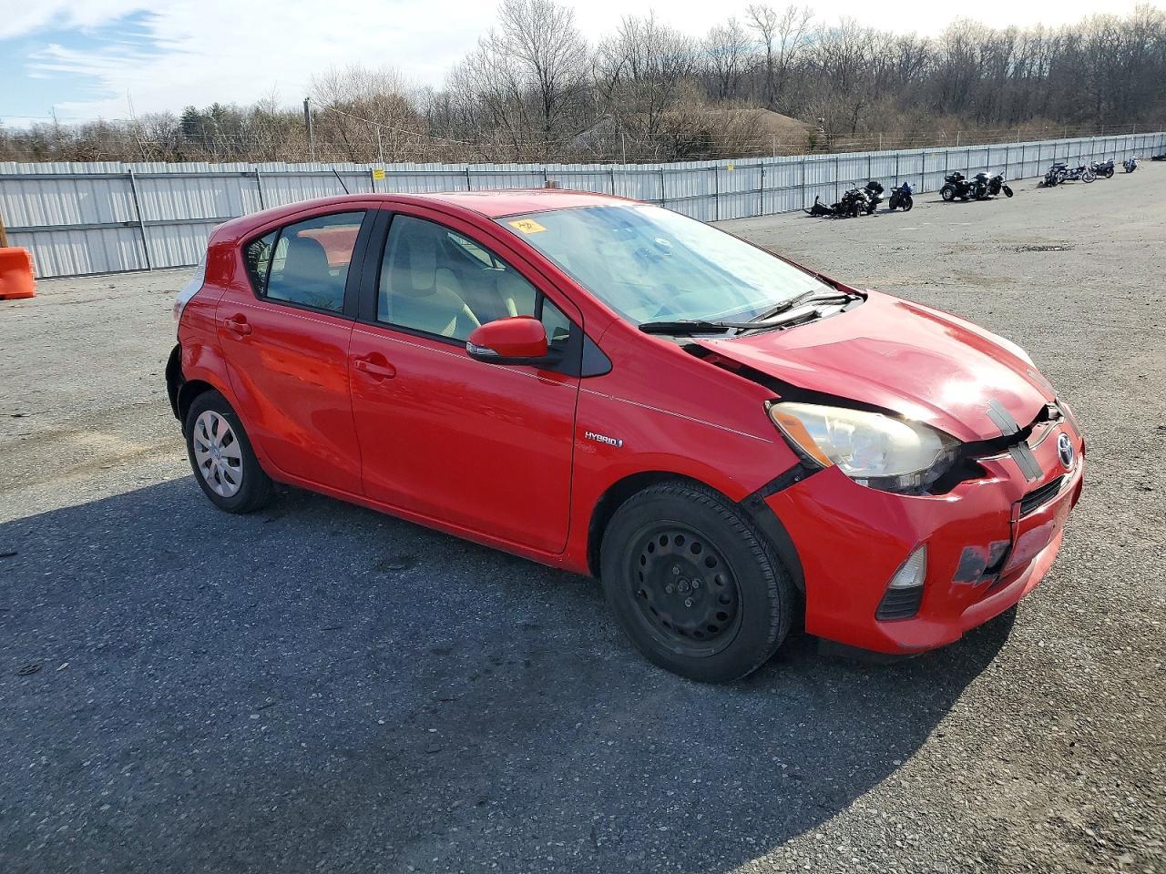2012 Toyota Prius C - Фото 4