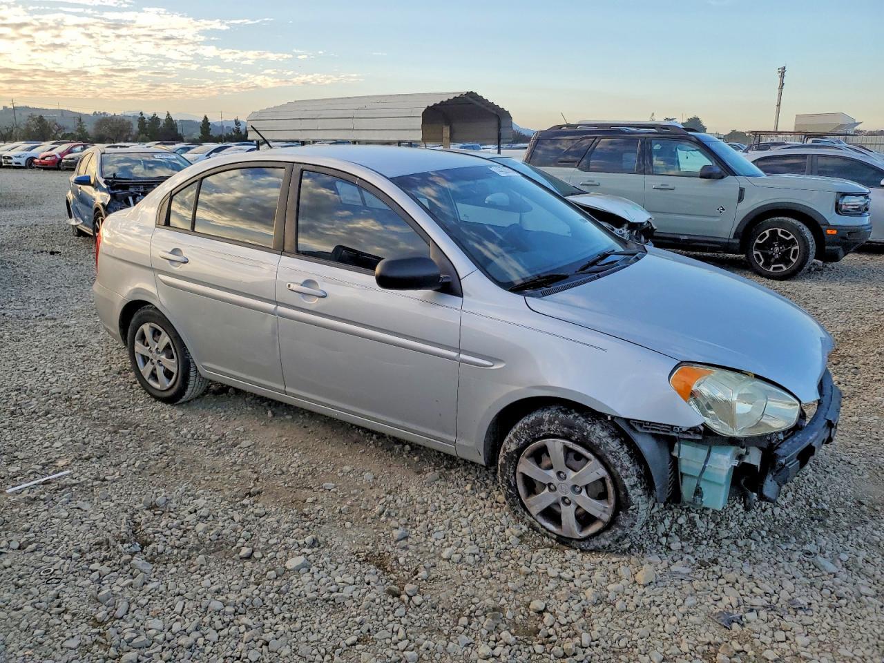 2010 Hyundai Accent Gls - Фото 4