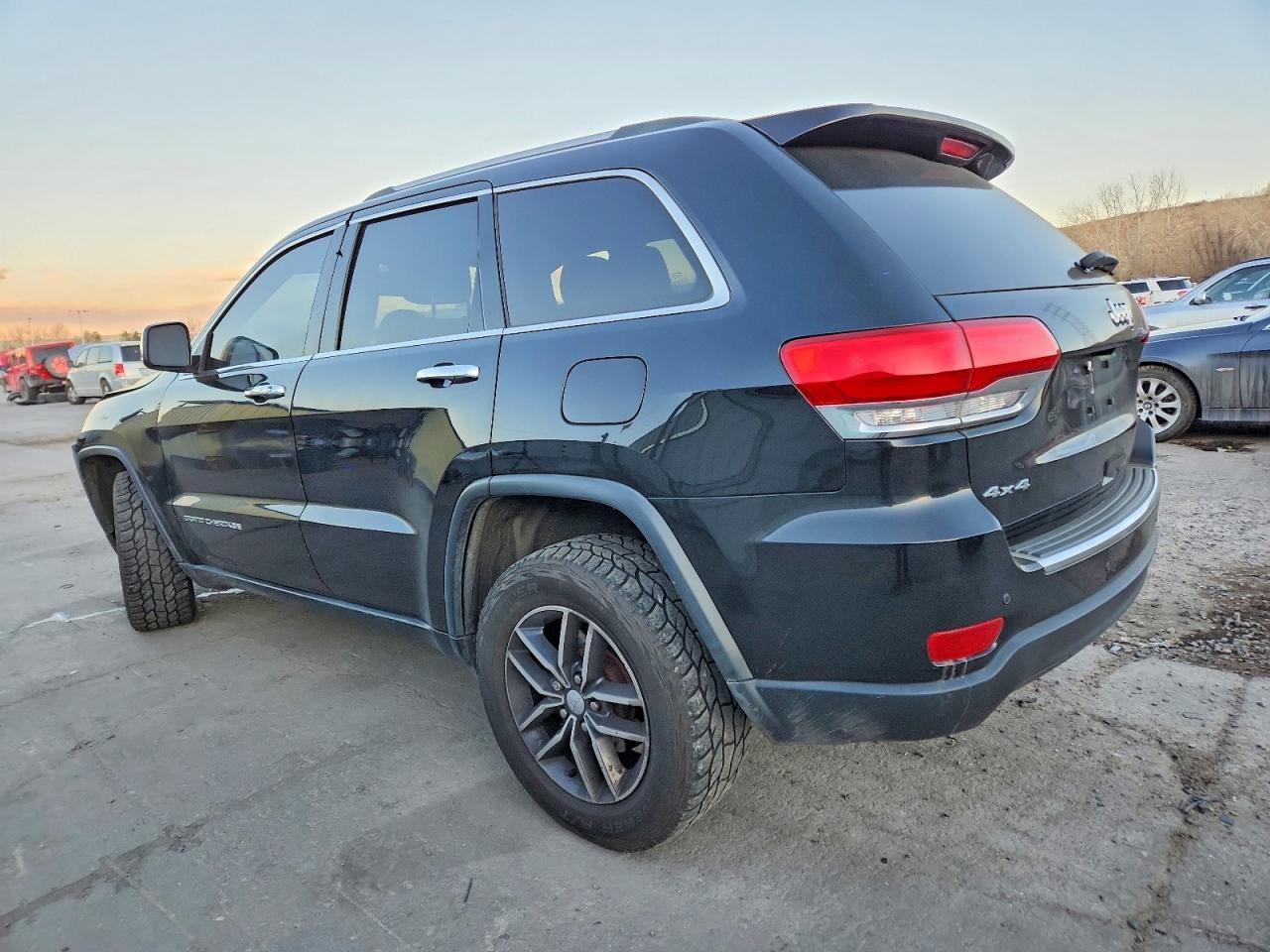 2018 Jeep Grand Cherokee Limited - Image 2