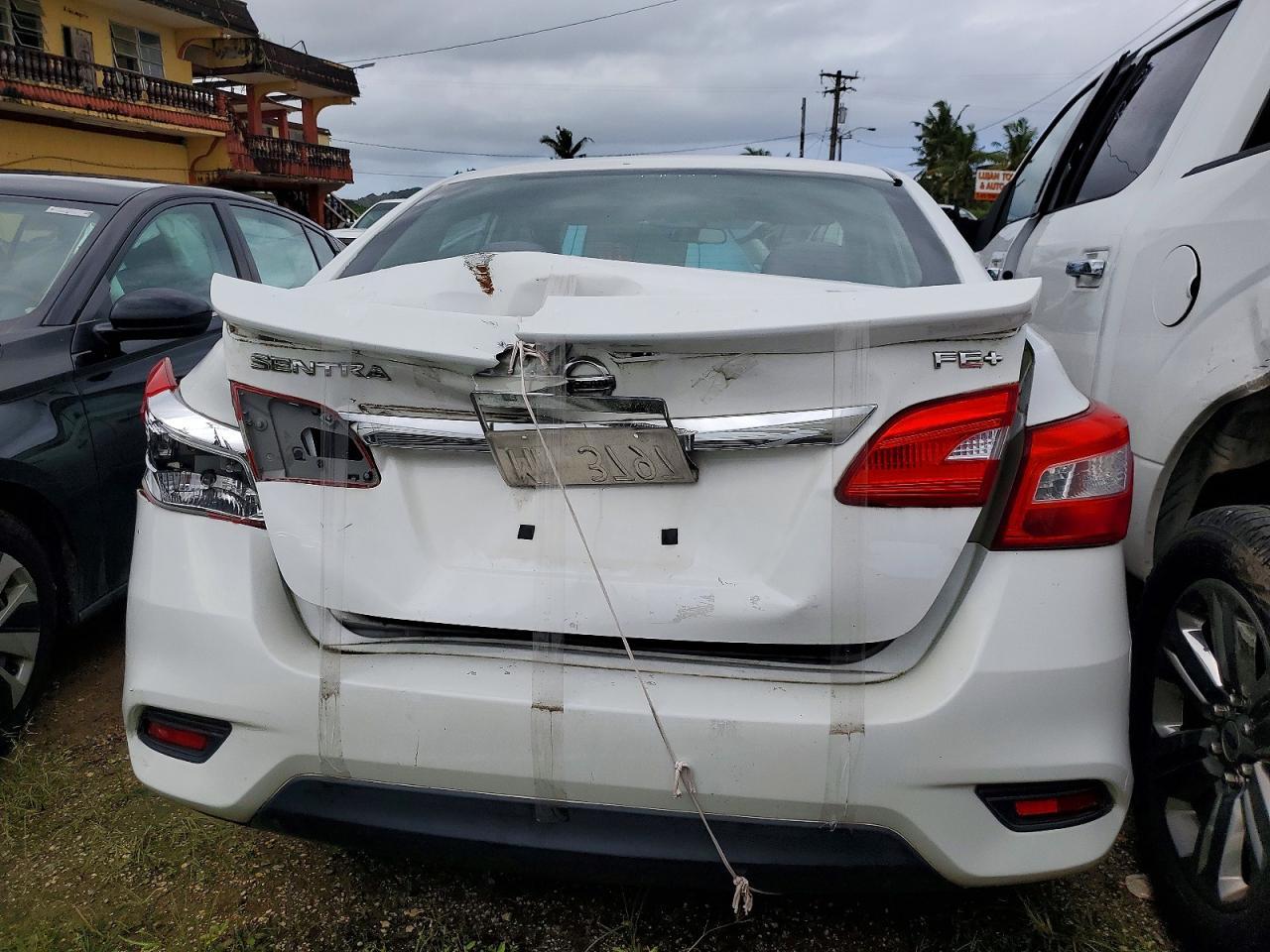 2016 Nissan Sentra S - Фото 6