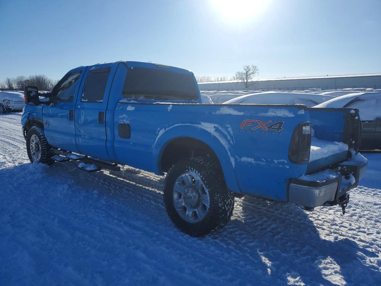 2013 Ford F350 Super Duty - Фото 2