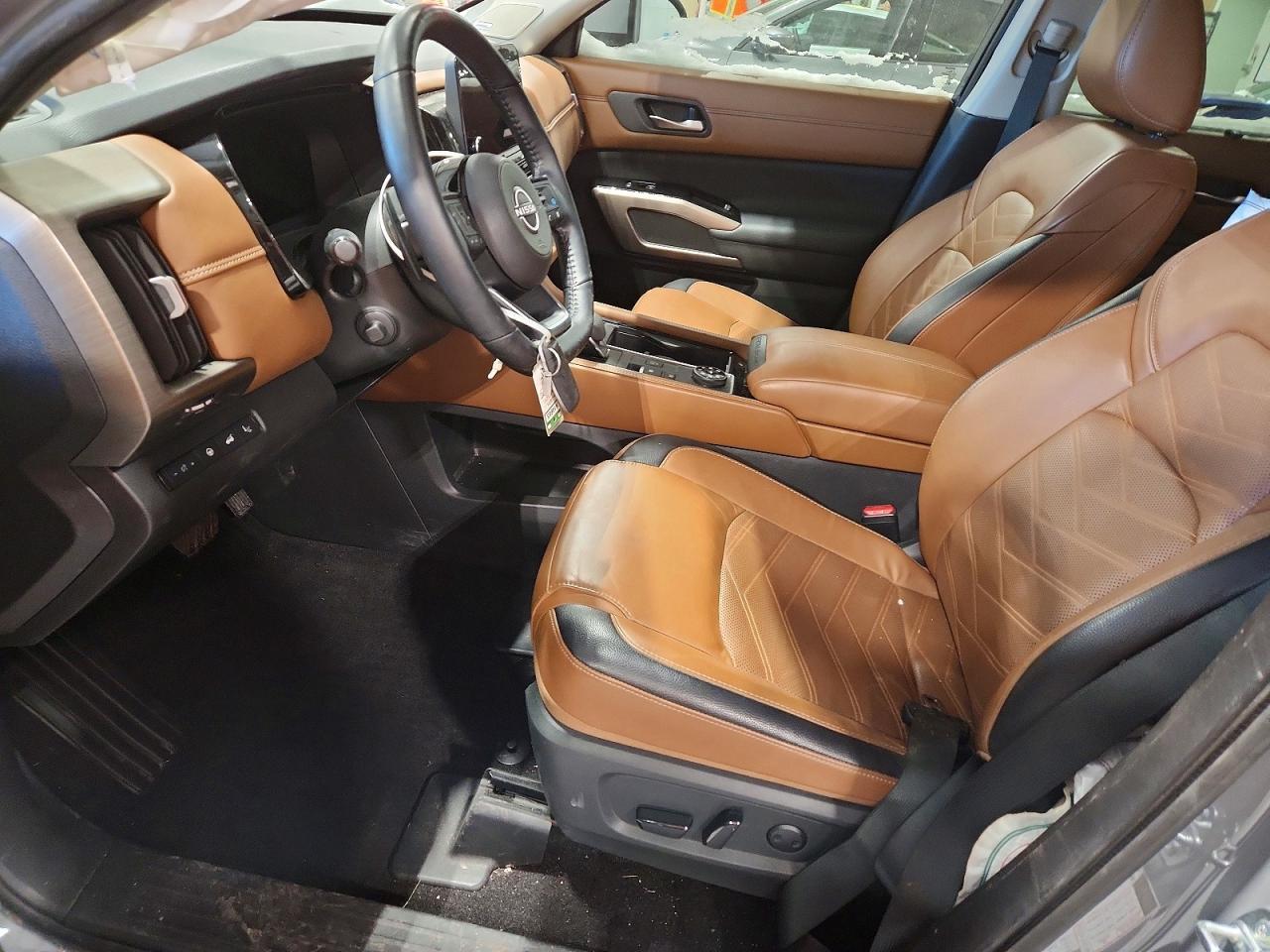 2024 Nissan Pathfinder Platinum - Фото 7