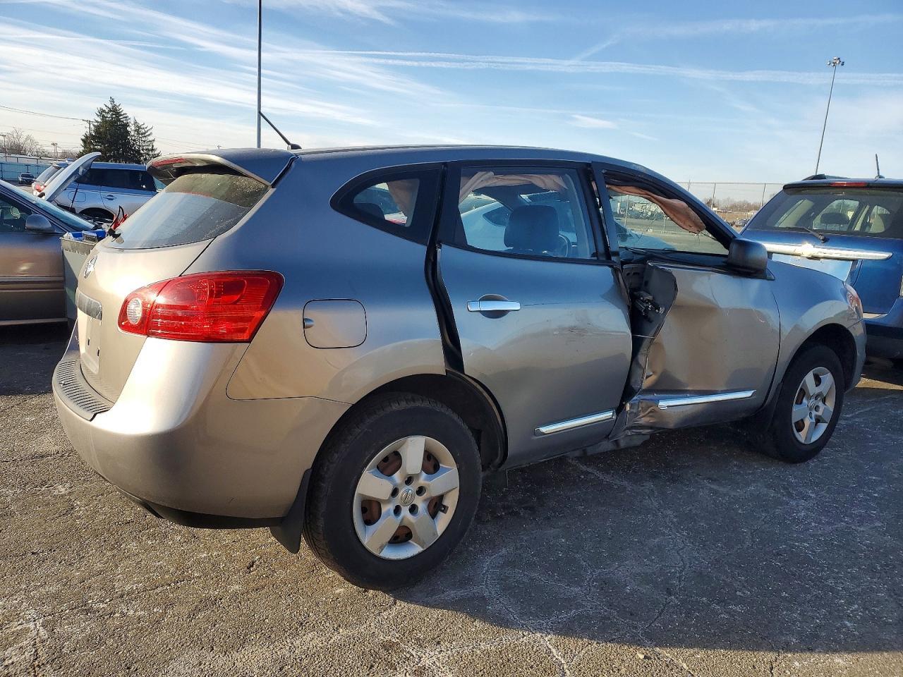 2011 Nissan Rogue S - Фото 3