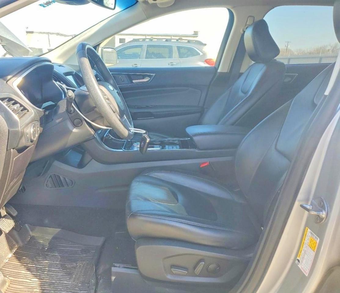 2020 Ford Edge Titanium - Фото 7