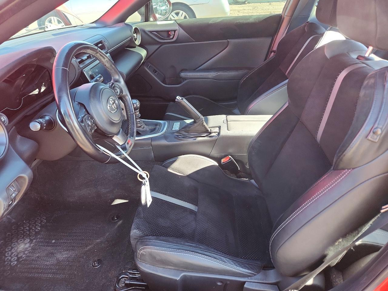 2022 Toyota Gr 86 Premium - Фото 7