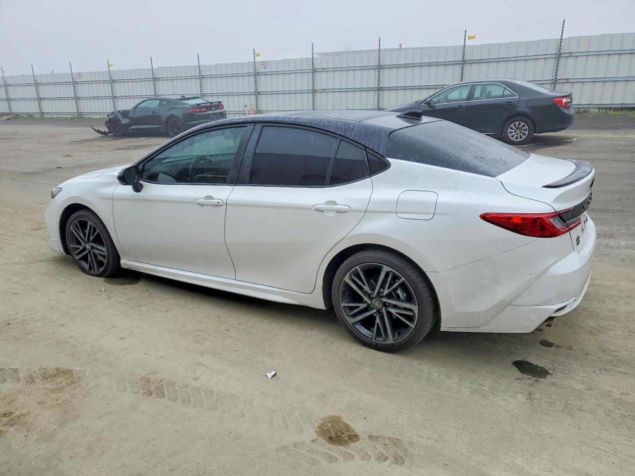 2025 Toyota Camry Xse - Фото 2