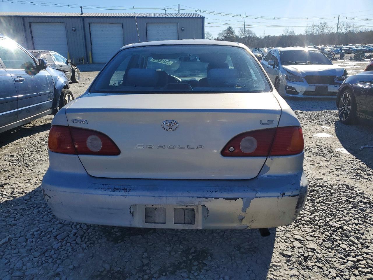 2001 Toyota Corolla Ce - Image 6