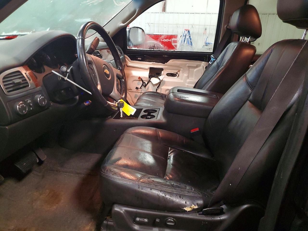 2012 Chevrolet Suburban K1500 Lt - Image 7