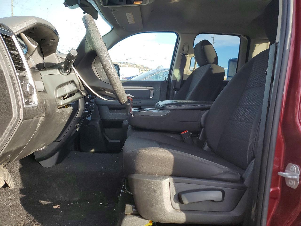 2019 Ram 1500 Classic Slt - Image 7