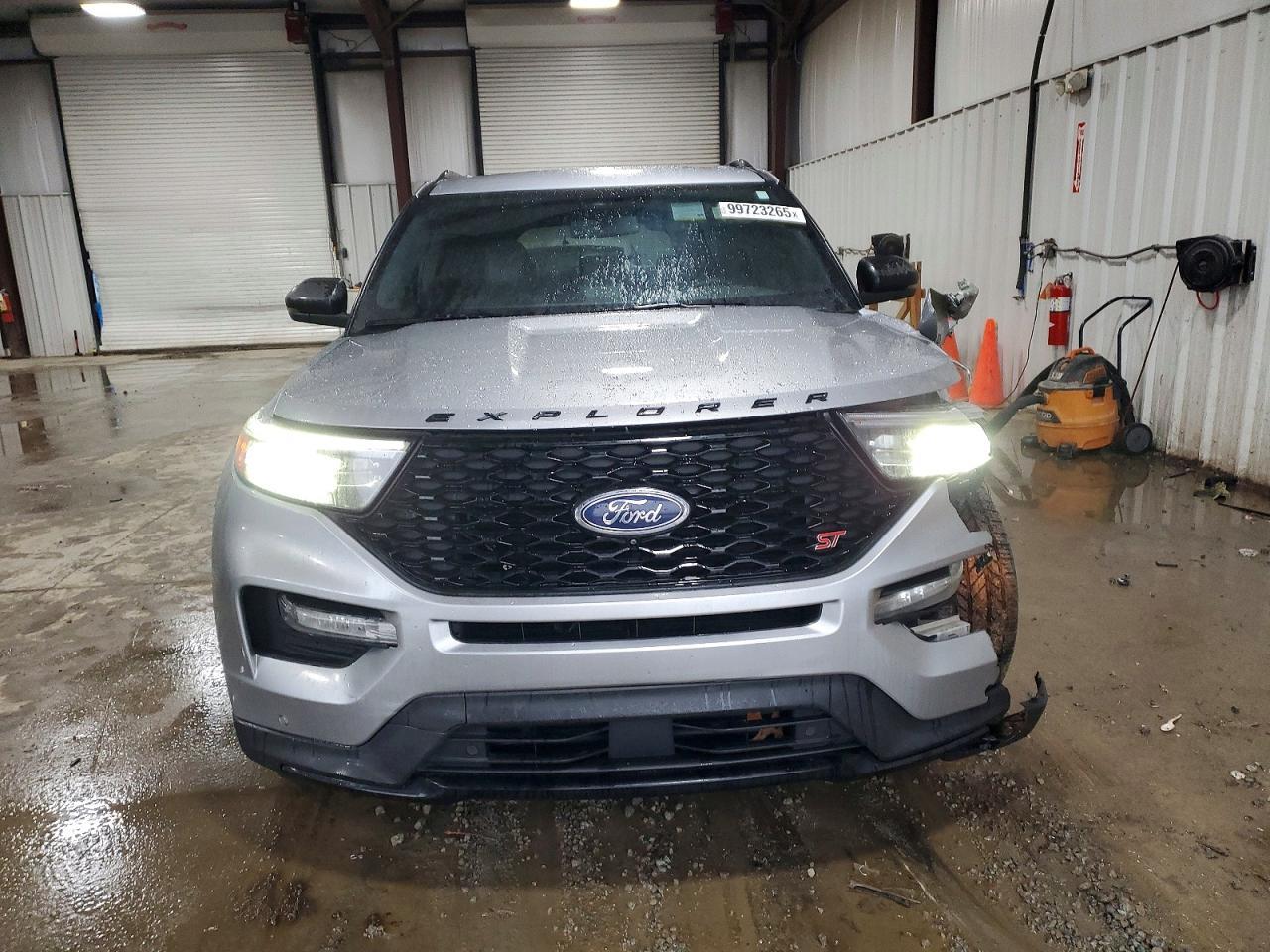 2020 Ford Explorer St - Image 5
