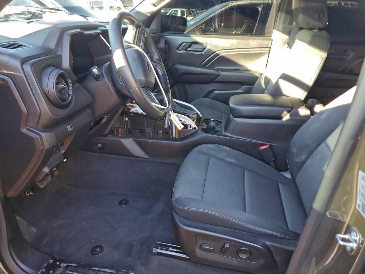 2023 Chevrolet Colorado Trail Boss - Фото 7