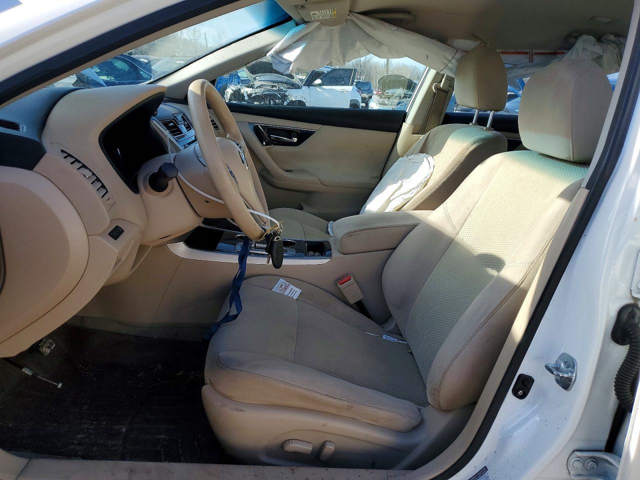 2014 Nissan Altima 2.5 - Фото 7