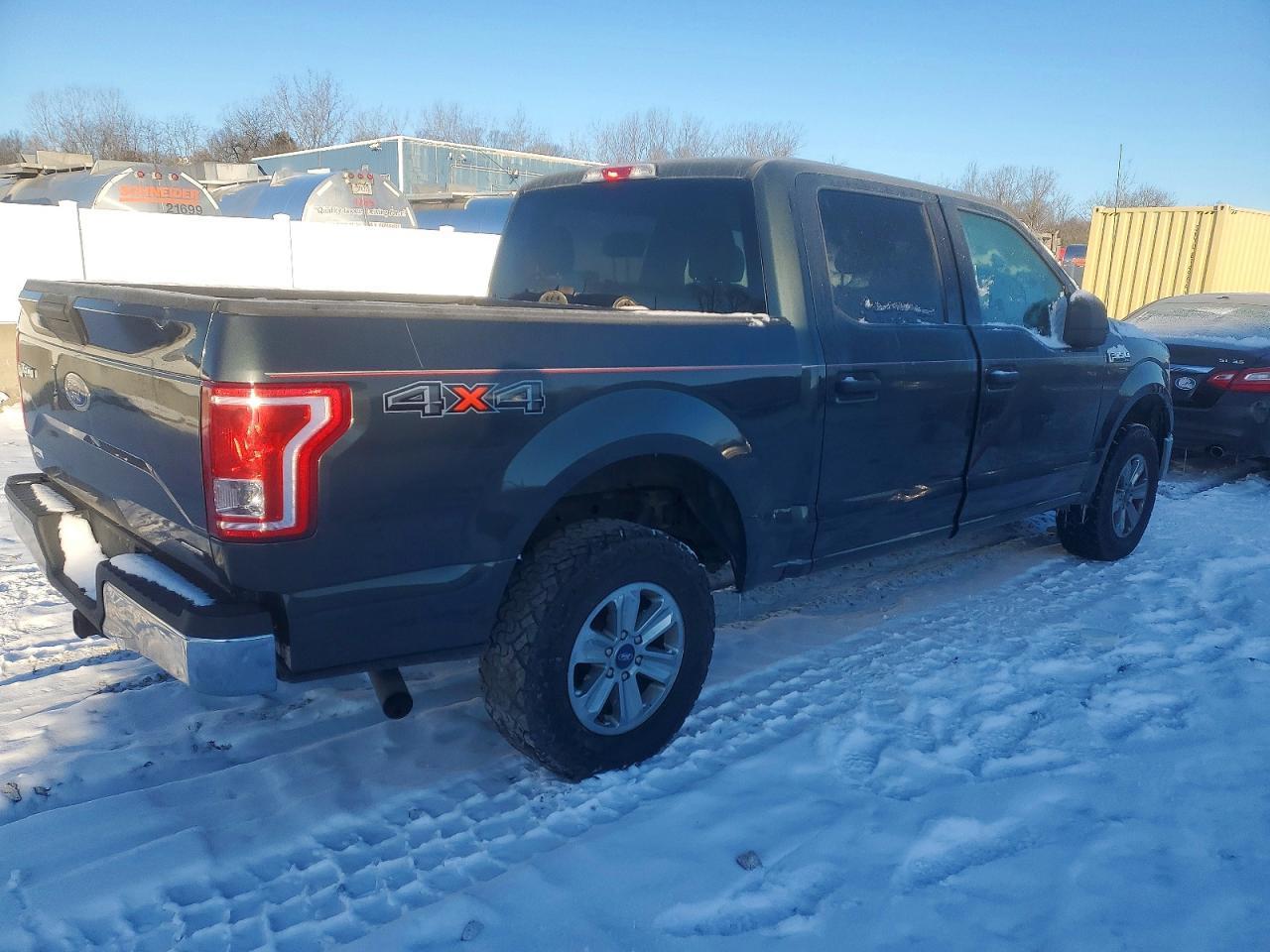 2015 Ford F150 Supercrew - Image 3
