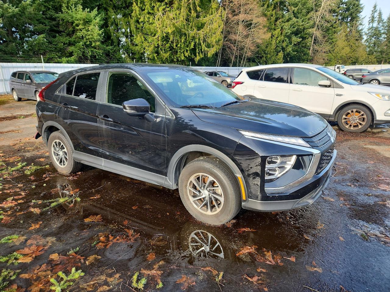 2023 Mitsubishi Eclipse Cross Es - Image 4
