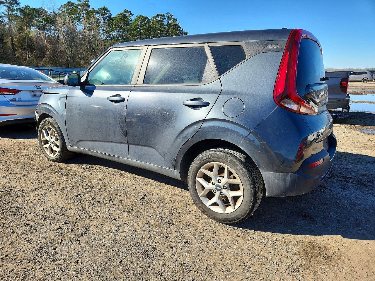 2022 Kia Soul Lx - Фото 2