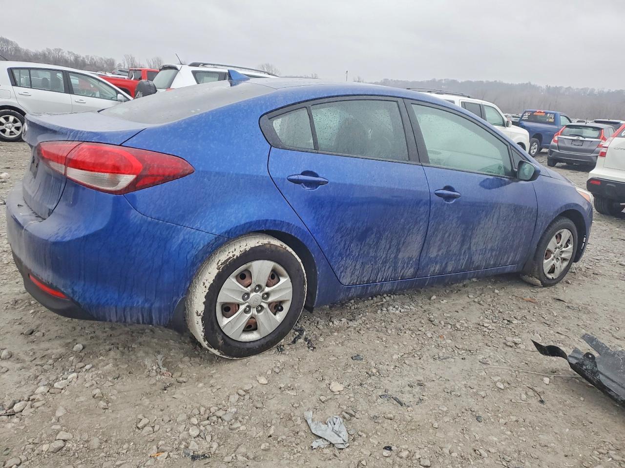 2017 Kia Forte Lx - Image 3