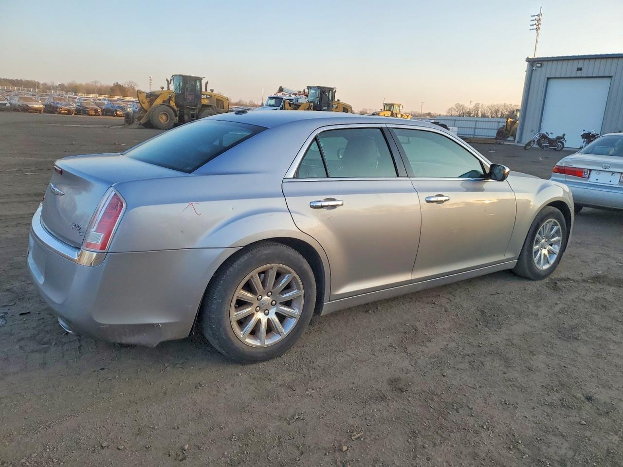 2014 Chrysler 300C - Фото 3