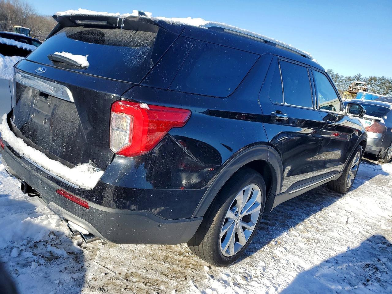 2022 Ford Explorer Platinum - Фото 3