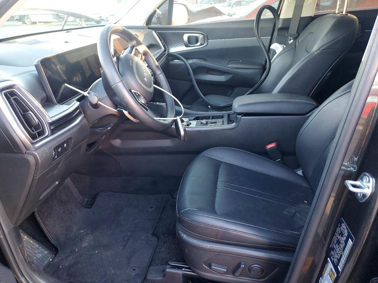 2025 Kia Sorento Ex - Image 7