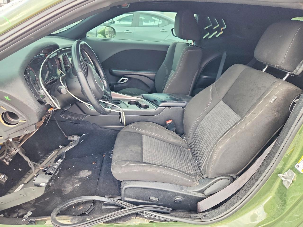 2022 Dodge Challenger Sxt - Фото 7