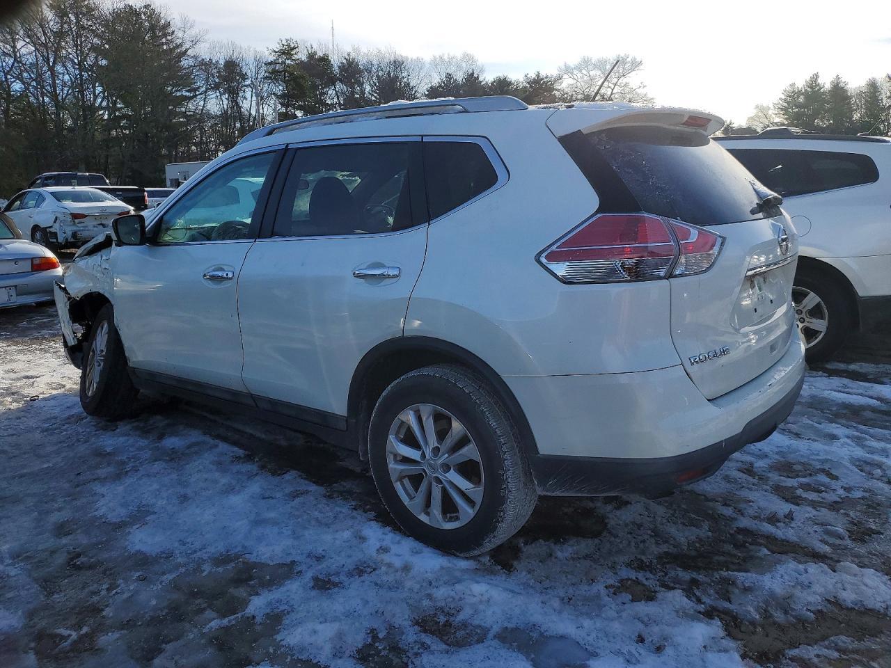 2015 Nissan Rogue S - Фото 2