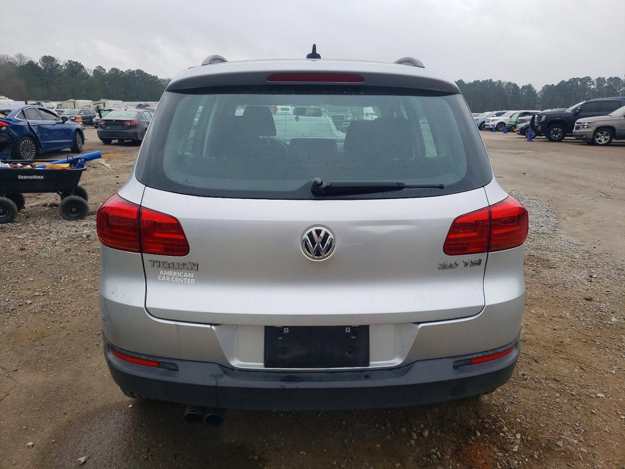 2015 Volkswagen Tiguan S - Фото 6