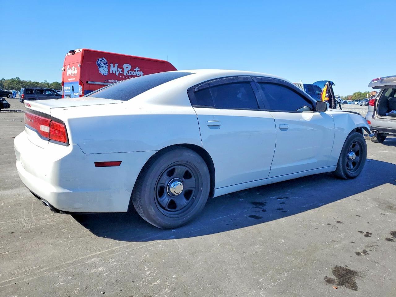 2011 Dodge Charger Police - Фото 3