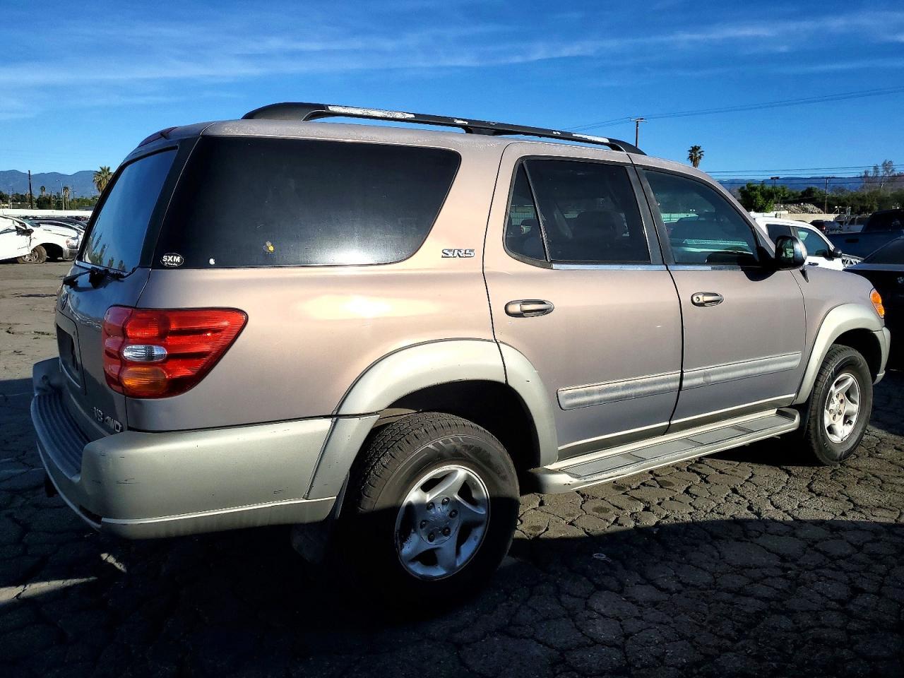 2002 Toyota Sequoia - Image 3