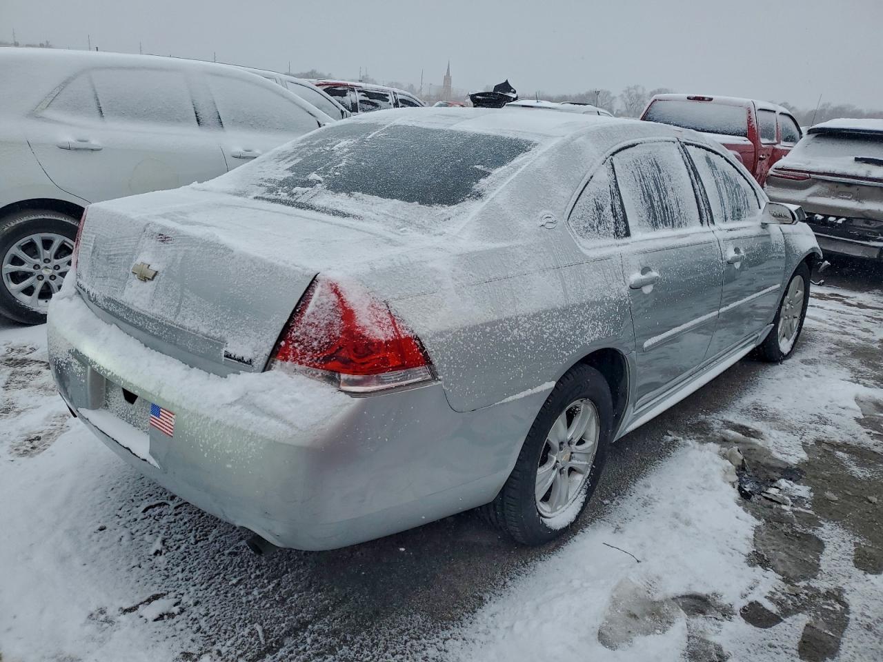 2013 Chevrolet Impala Ls - Фото 3