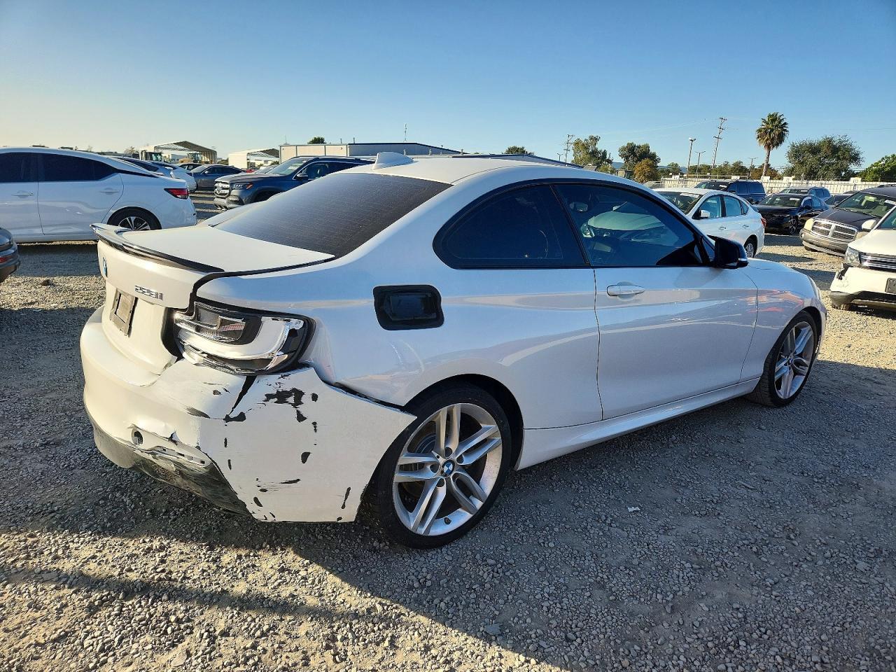 2015 BMW 228 I Sulev - Image 3